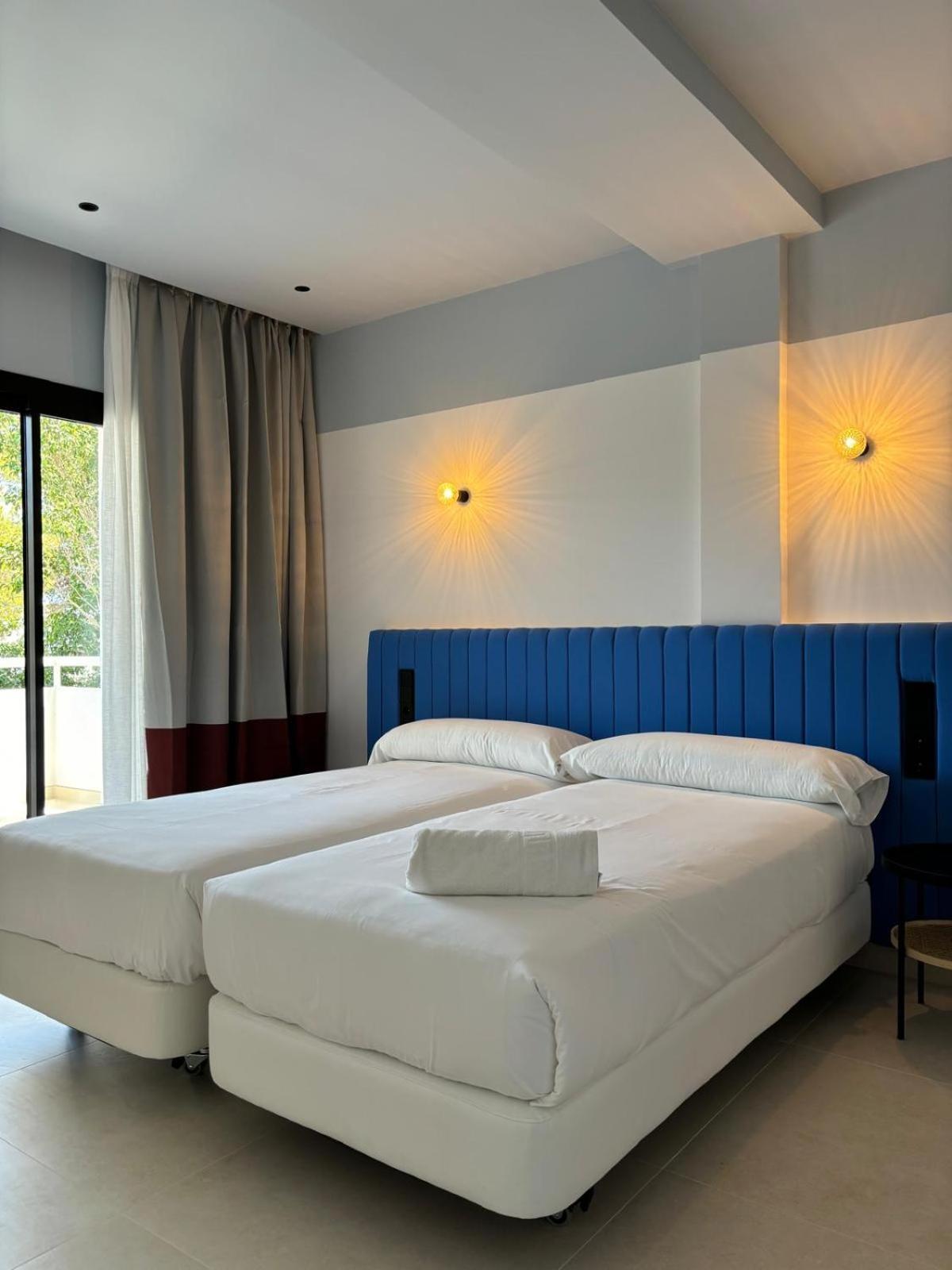 Apartamentos Sofia เอสกานา ภายนอก รูปภาพ