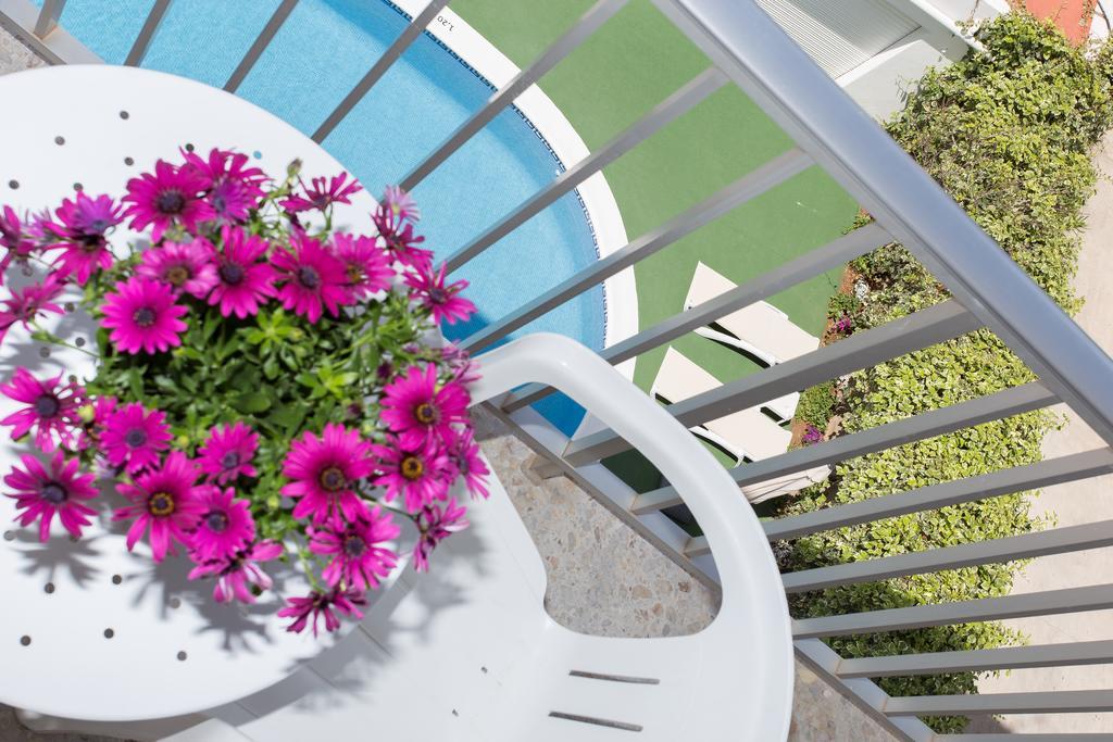 Apartamentos Sofia เอสกานา ภายนอก รูปภาพ